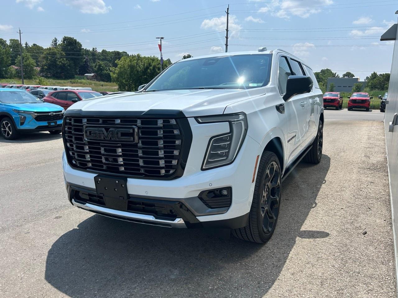 2026 GMC Yukon XL 4WD 4DR DENALI ULTIMATE Photo