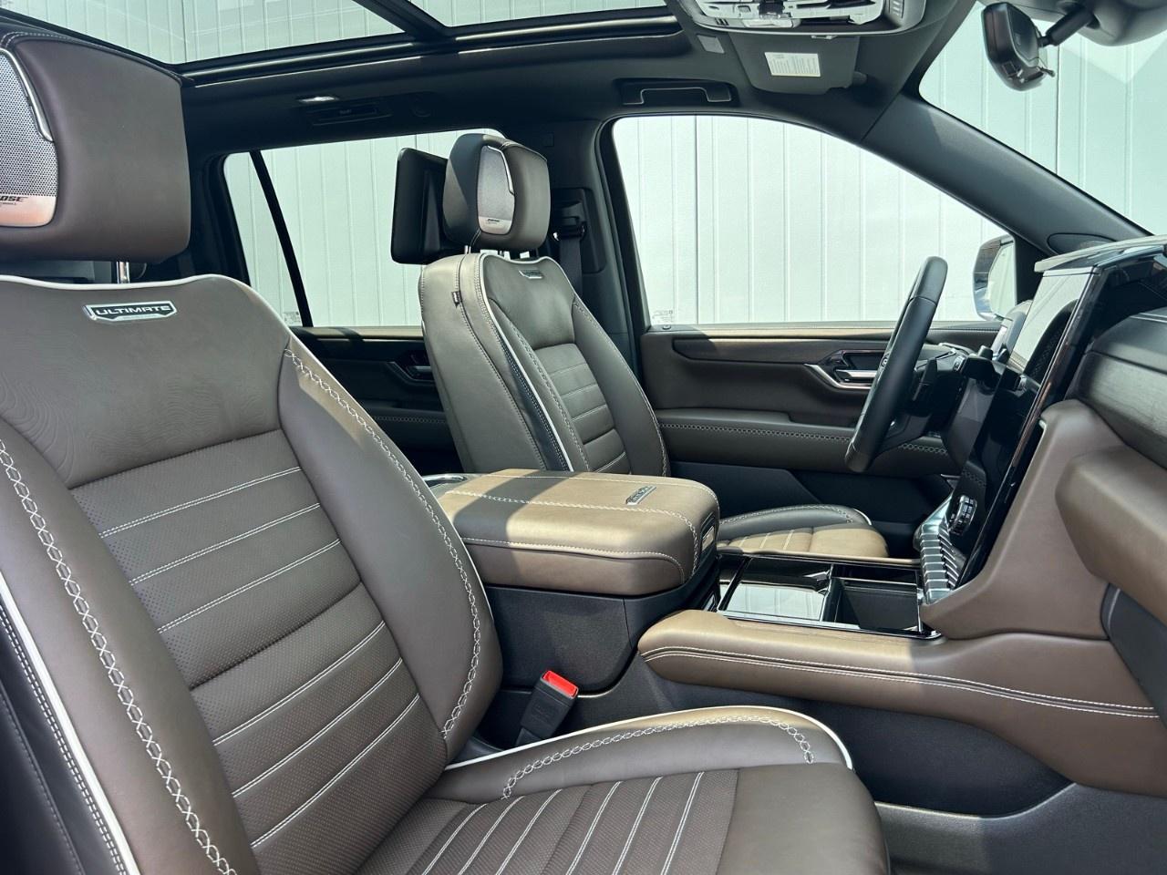 2026 GMC Yukon XL 4WD 4DR DENALI ULTIMATE Photo