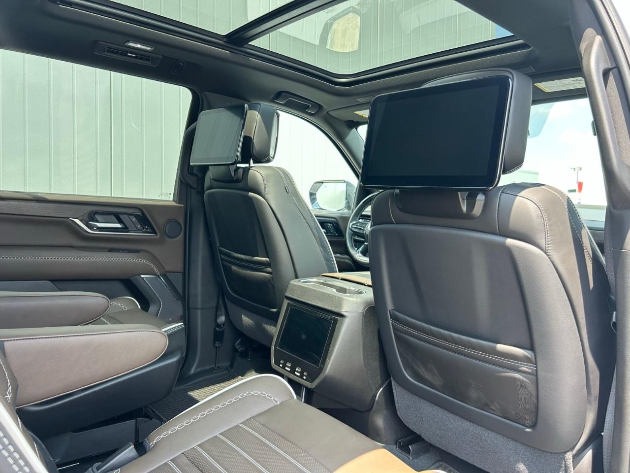 2026 GMC Yukon XL 4WD 4DR DENALI ULTIMATE Photo
