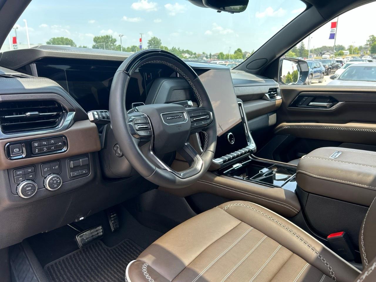 2026 GMC Yukon XL 4WD 4DR DENALI ULTIMATE Photo