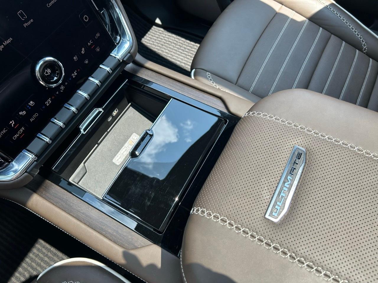 2026 GMC Yukon XL 4WD 4DR DENALI ULTIMATE Photo
