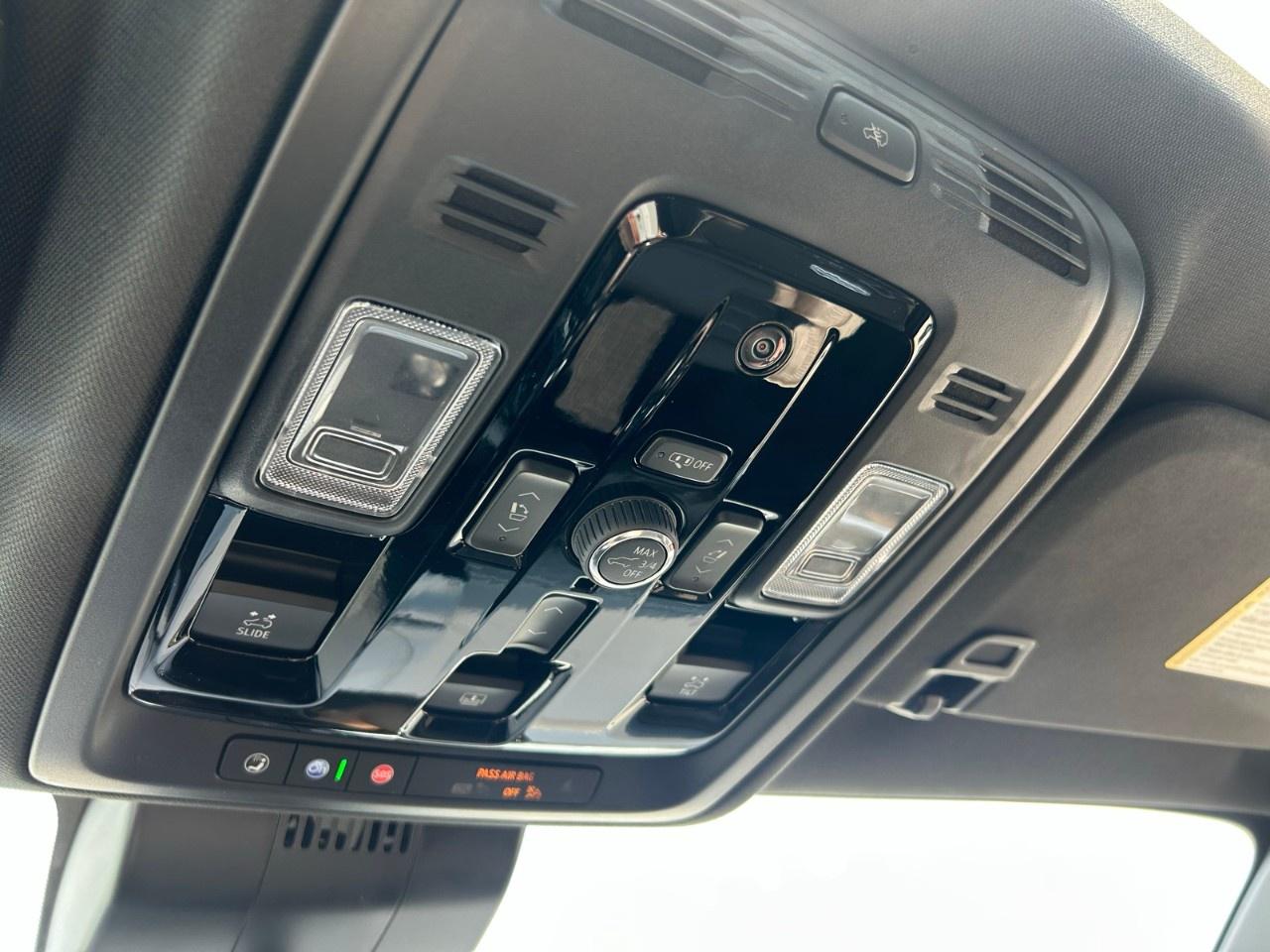 2026 GMC Yukon XL 4WD 4DR DENALI ULTIMATE Photo