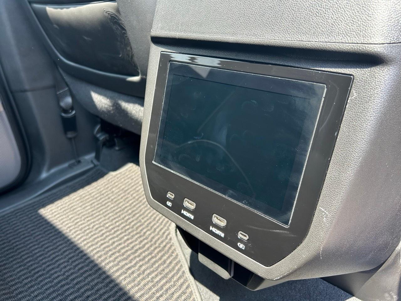 2026 GMC Yukon XL 4WD 4DR DENALI ULTIMATE Photo