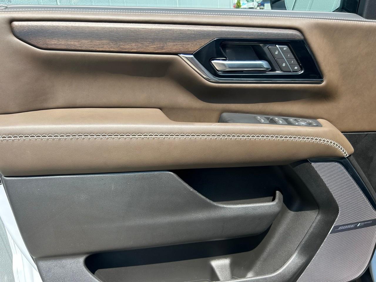 2026 GMC Yukon XL 4WD 4DR DENALI ULTIMATE Photo