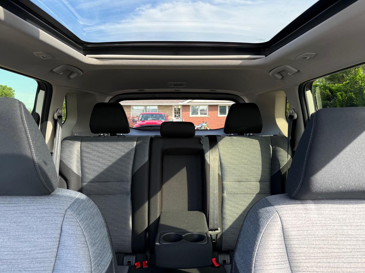 2023 Nissan Rogue SV Moonroof Sunroof! AutoStart! CarPlay! Photo