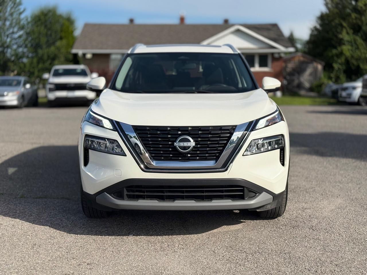 2023 Nissan Rogue SV Moonroof Sunroof! AutoStart! CarPlay! Photo