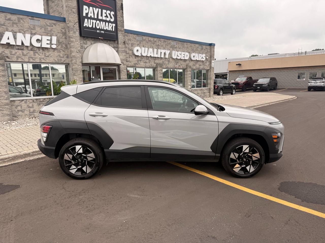2024 Hyundai KONA 2.0L Preferred New Tires Photo1