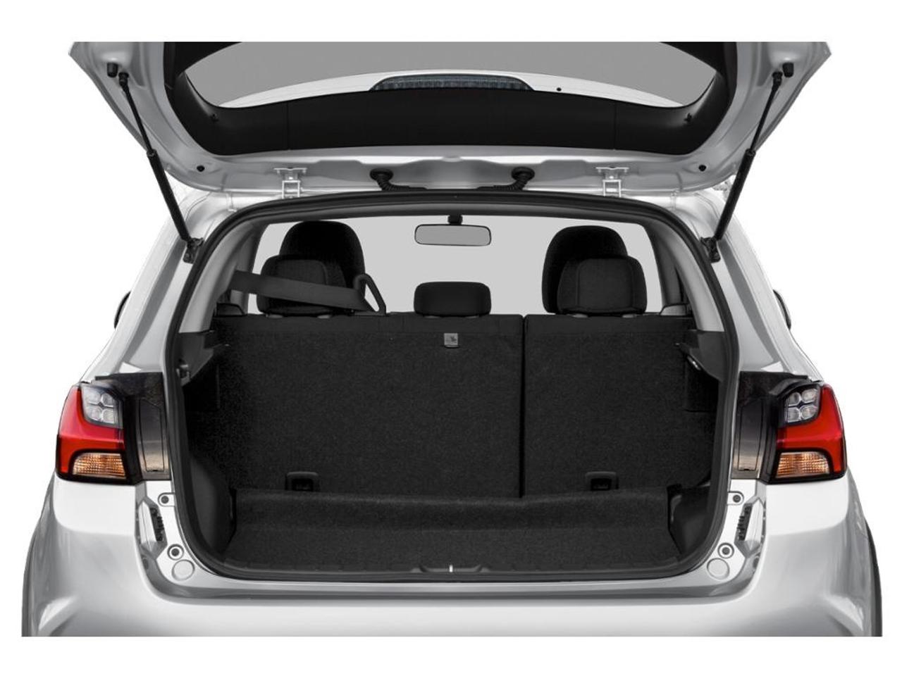 2026 Mitsubishi RVR ES Photo