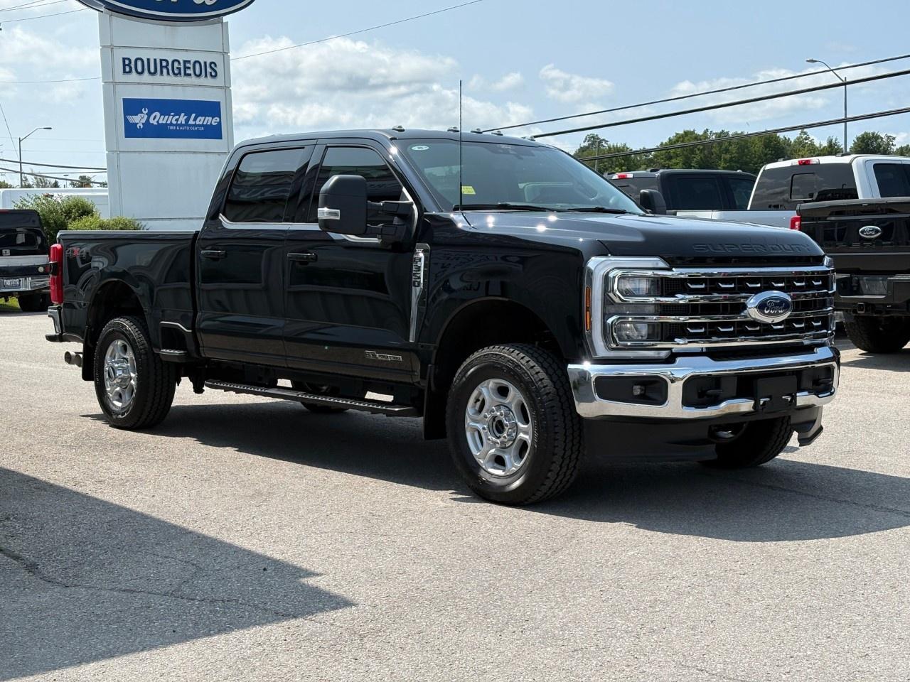 2026 Ford F-350 Super Duty SRW Photo4