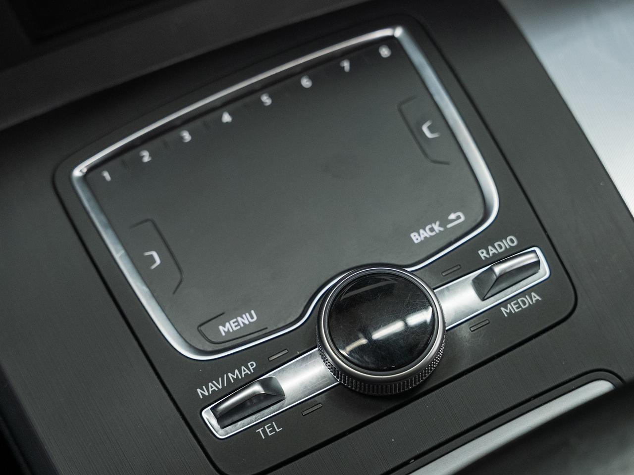 2019 Audi Q5 PROGRESSIV AWD | Nav | Leather | Panoroof | BSM