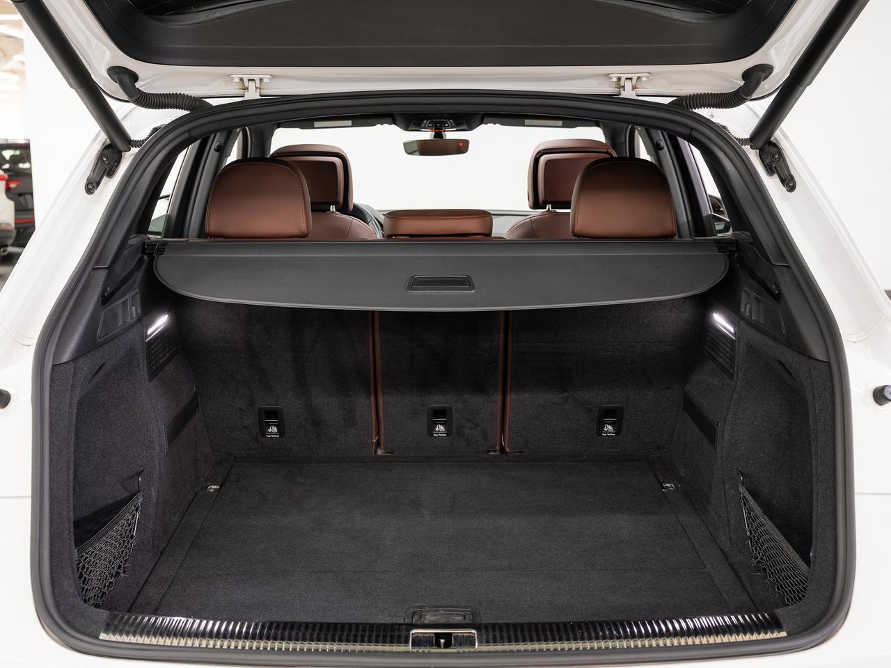 2019 Audi Q5 PROGRESSIV AWD | Nav | Leather | Panoroof | BSM