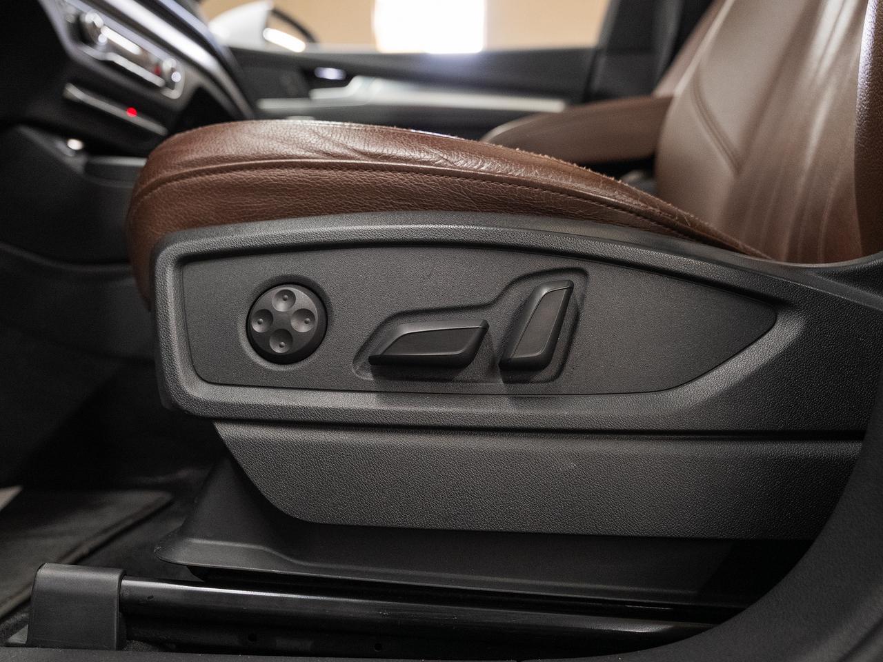 2019 Audi Q5 PROGRESSIV AWD | Nav | Leather | Panoroof | BSM