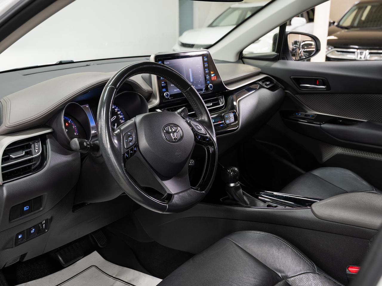 2022 Toyota C-HR LIMITED | Leather | ACC | Heated Seats | CarPlay