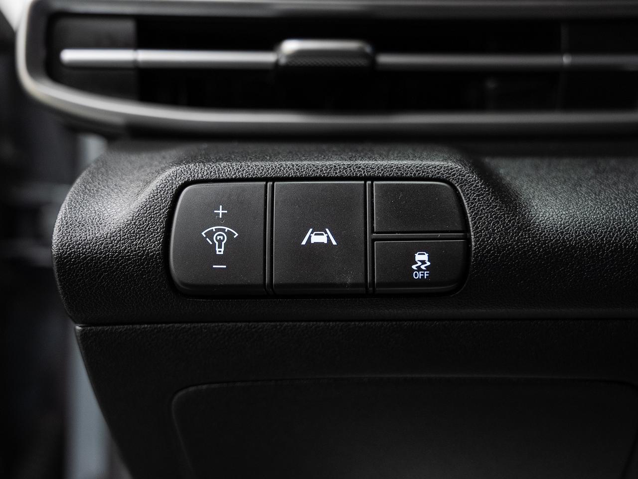 2021 Hyundai Elantra PREFERRED | Heated Seats | LaneDep | BSM | CarPlay