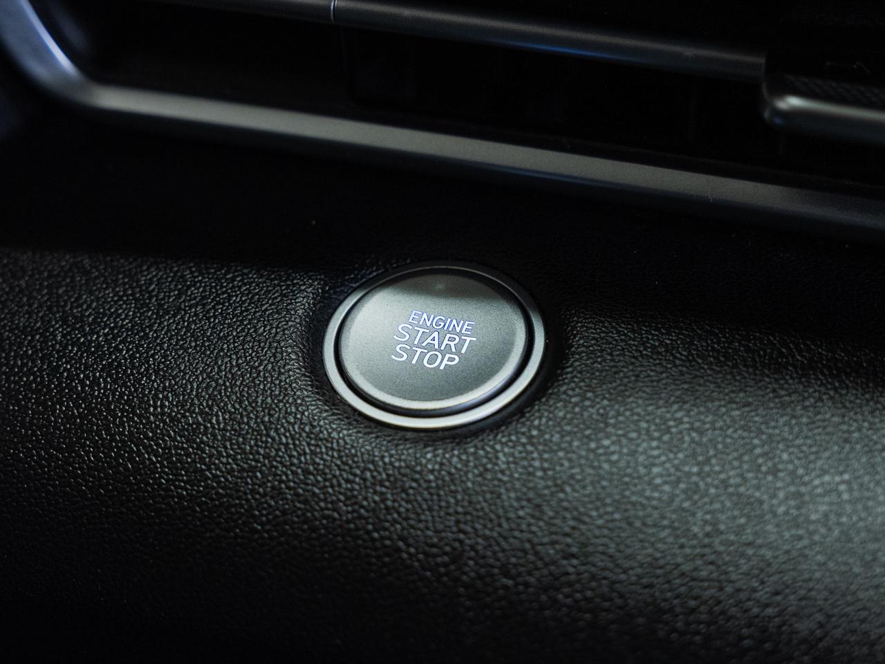 2021 Hyundai Elantra PREFERRED | Heated Seats | LaneDep | BSM | CarPlay