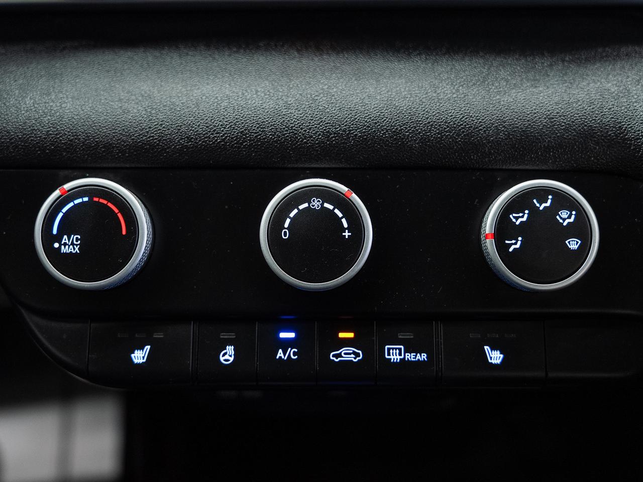 2021 Hyundai Elantra PREFERRED | Heated Seats | LaneDep | BSM | CarPlay