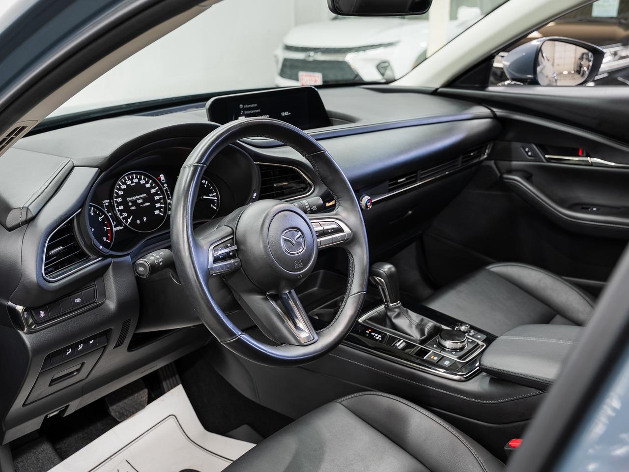 2022 Mazda CX-30 GS AWD | Sunroof | Leather | BSM | ACC | CarPlay Photo