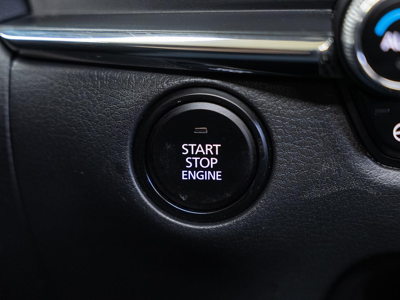 2022 Mazda CX-30 GS AWD | Sunroof | Leather | BSM | ACC | CarPlay Photo