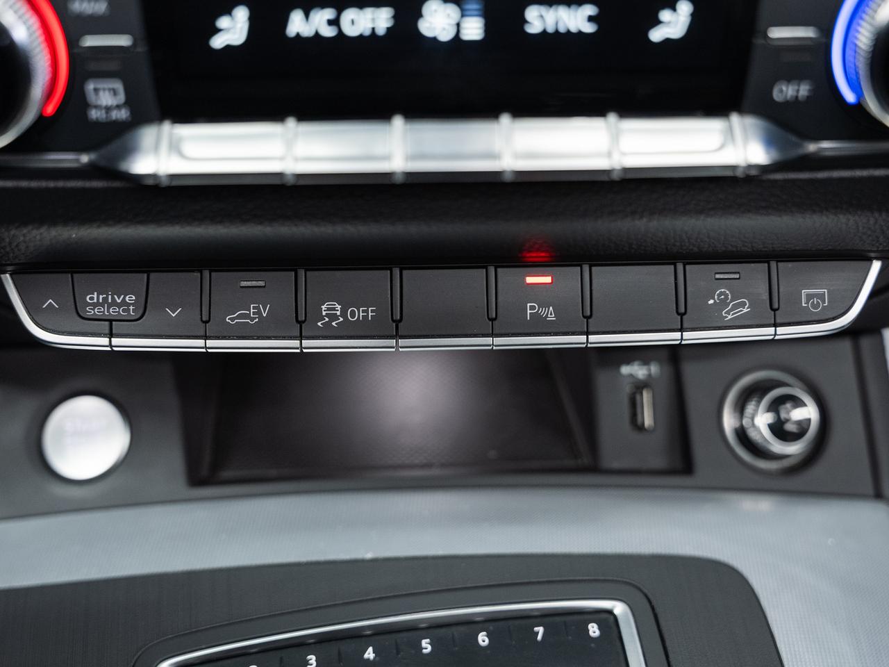 2020 Audi Q5 TECHNIK 55 PHEV AWD | Nav | Panoroof | CarPlay