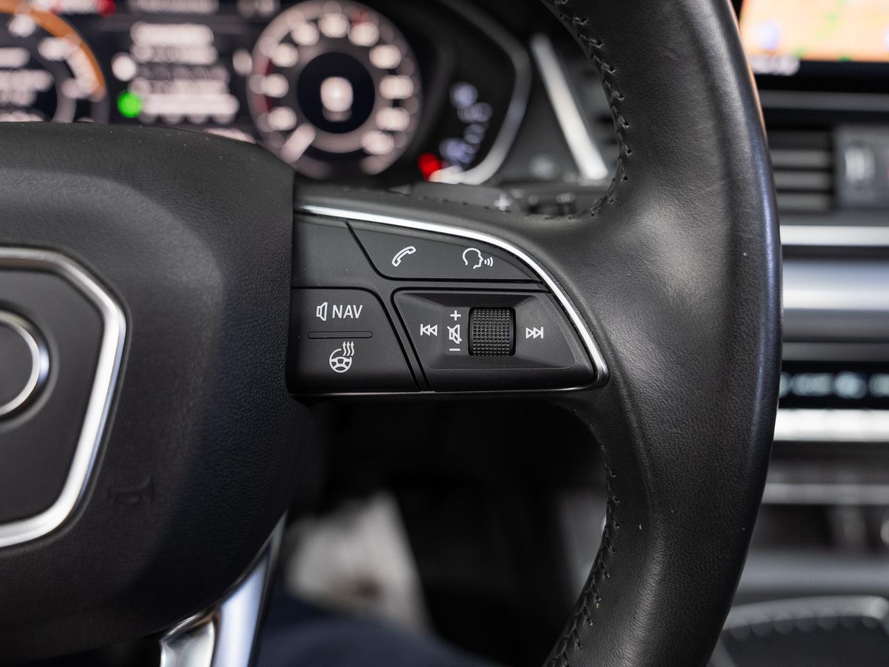 2020 Audi Q5 TECHNIK 55 PHEV AWD | Nav | Panoroof | CarPlay