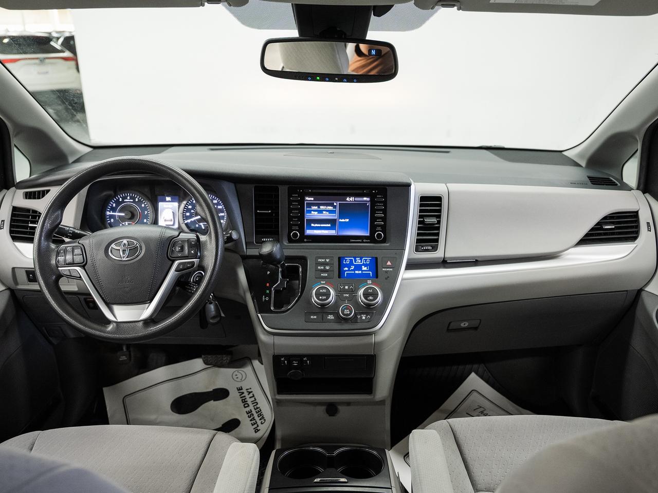 2020 Toyota Sienna LE AWD | 7 Pass | Power Doors | LKAS | CarPlay