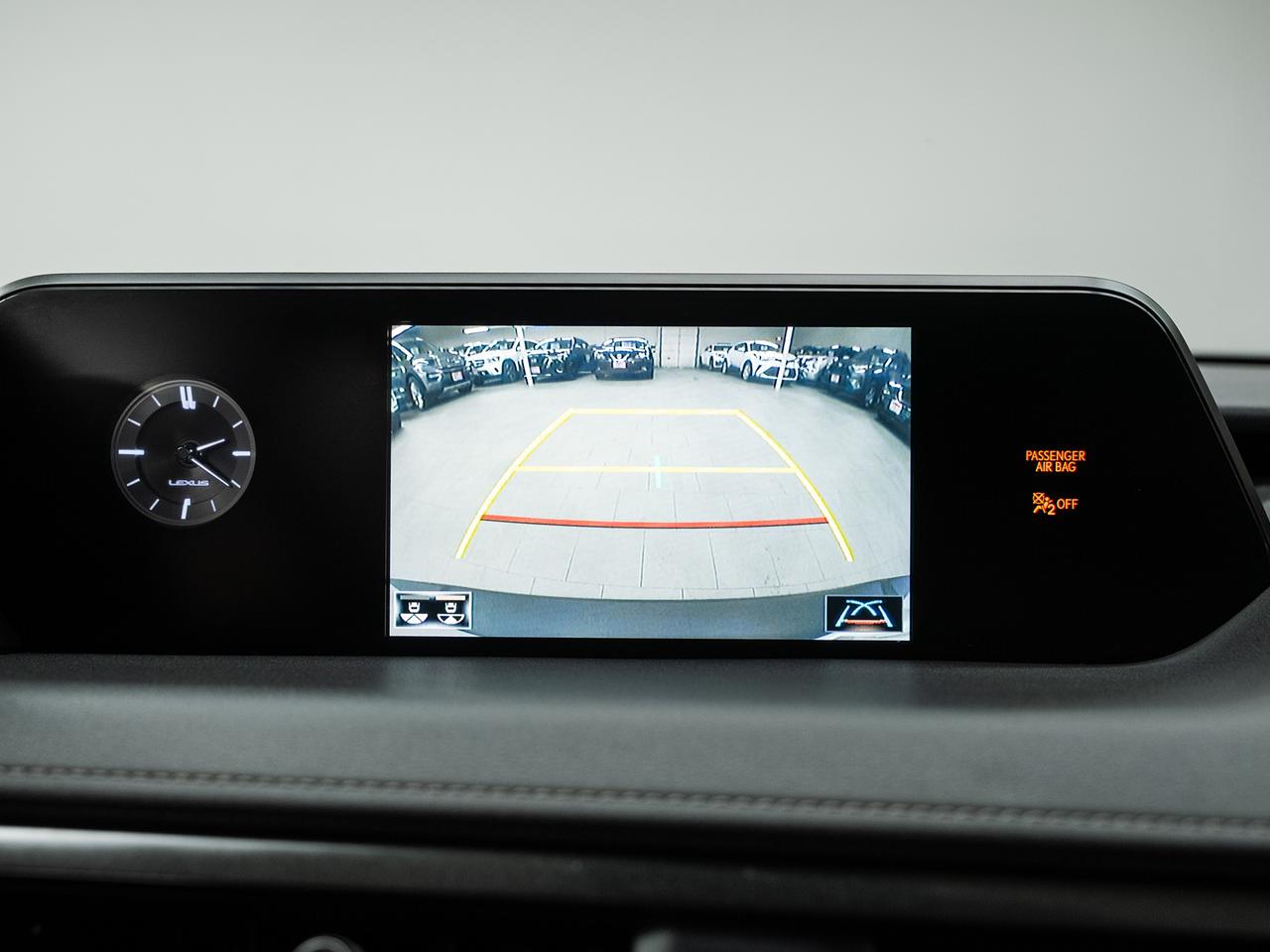 2021 Lexus UX 250 HYBRID AWD | Sunroof | Leather | BSM | CarPlay