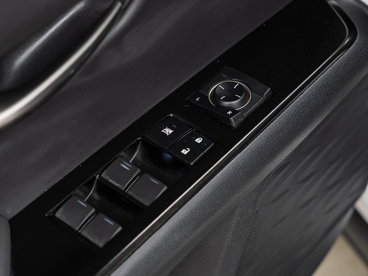 2021 Lexus UX 250 HYBRID AWD | Sunroof | Leather | BSM | CarPlay