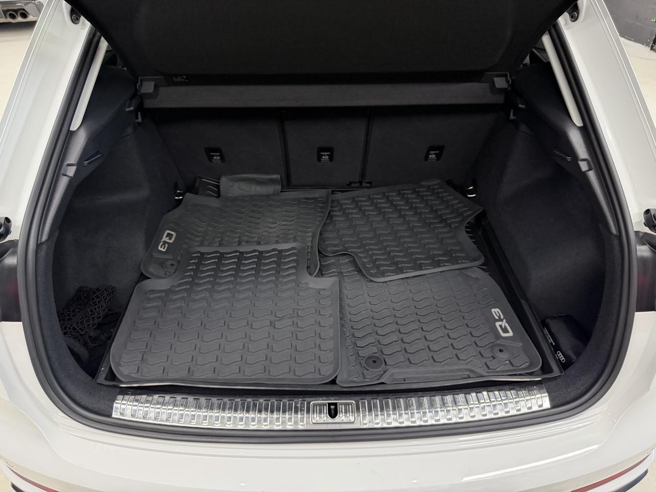 2020 Audi Q3 TECHNIK|S-LINE|NAV|360CAM|LDW|BSM|B&O SOUND|PANO| Photo