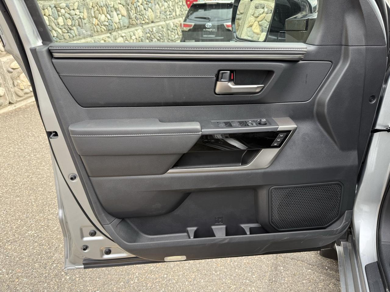 2026 Toyota Tundra Hybrid CrewMax Limited Nightshade Photo