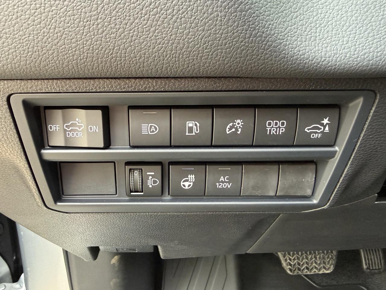 2026 Toyota Tundra Hybrid CrewMax Limited Nightshade Photo