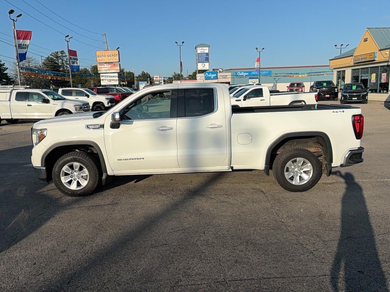 2021 GMC Sierra 1500 SLE 4WD DoubleCab 5.3L8cylGas 6'7"Box HeatedSeats Photo3