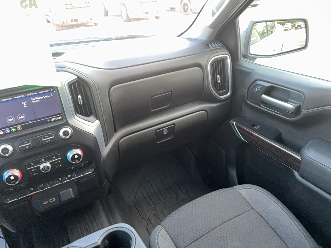 2021 GMC Sierra 1500 SLE 4WD DoubleCab 5.3L8cylGas 6'7"Box HeatedSeats Photo