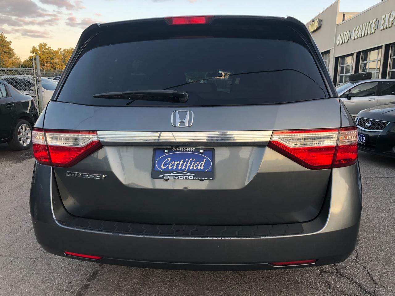 2011 Honda Odyssey 4dr Wgn EX certified with 3 years warranty include Photo3