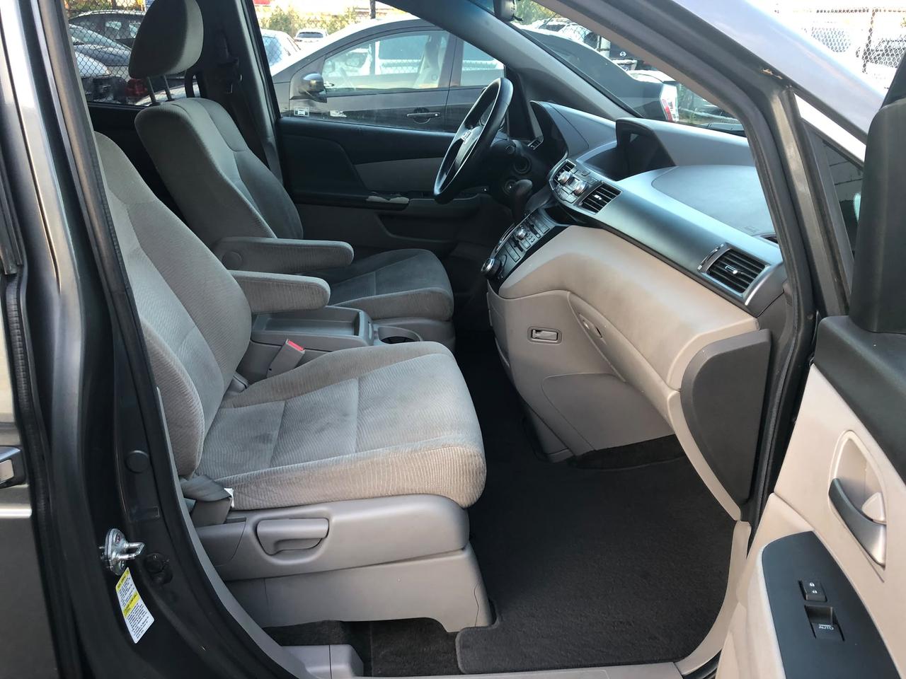 2011 Honda Odyssey 4dr Wgn EX certified with 3 years warranty include Photo