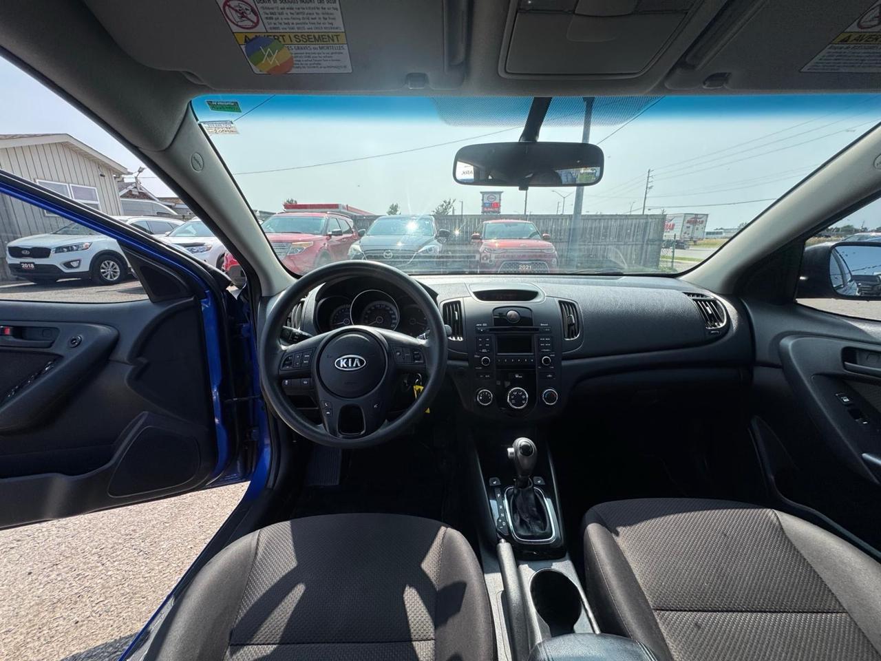 2012 Kia Forte5 EX, FUEL SAVER, AUTO, CERTIFIED Photo