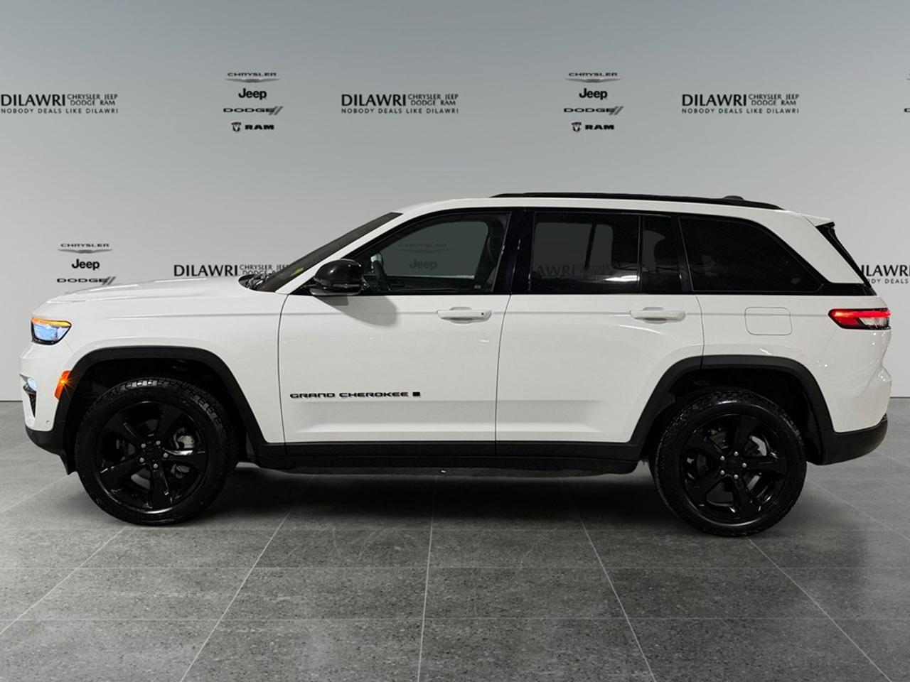 2024 Jeep Grand Cherokee LIMITED 4X4 Photo5