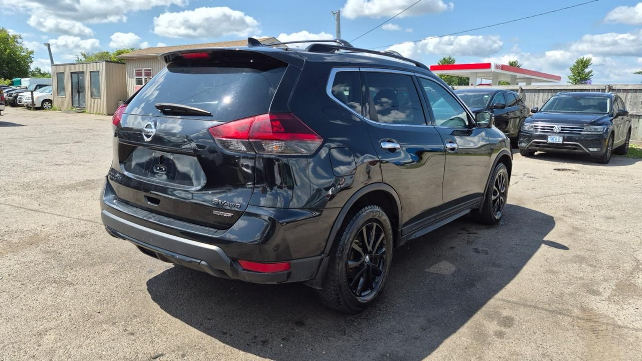 2018 Nissan Rogue SV AWD, BLACK ON BLACK,SUNROOF, CERTIFIED Photo4