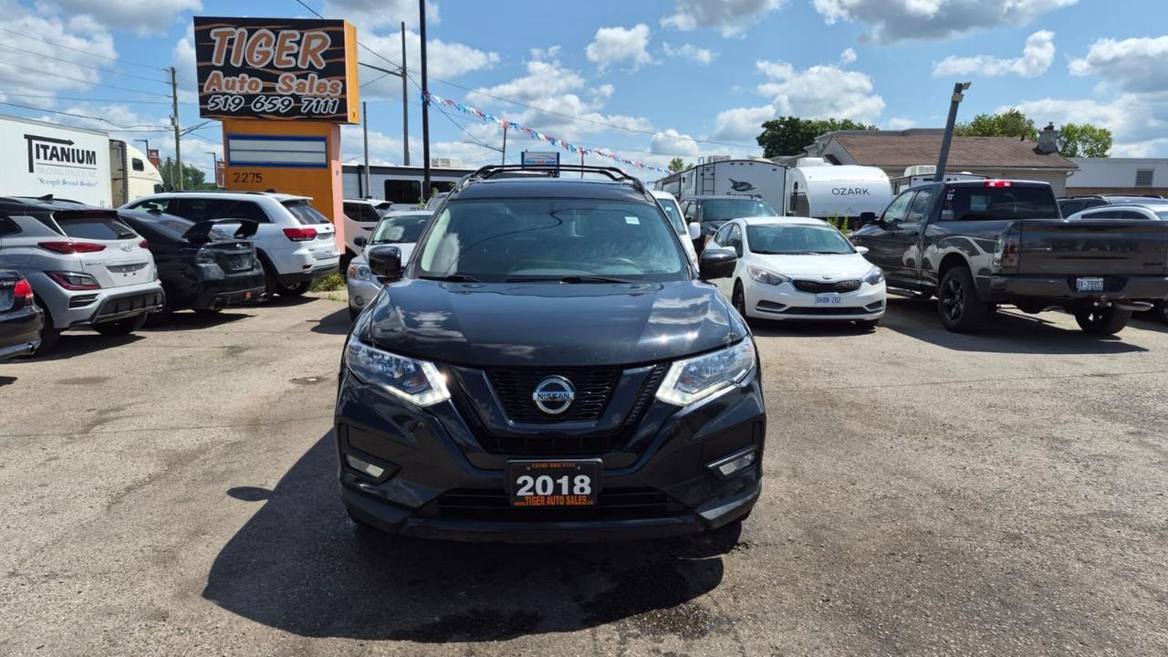 2018 Nissan Rogue SV AWD, BLACK ON BLACK,SUNROOF, CERTIFIED Photo