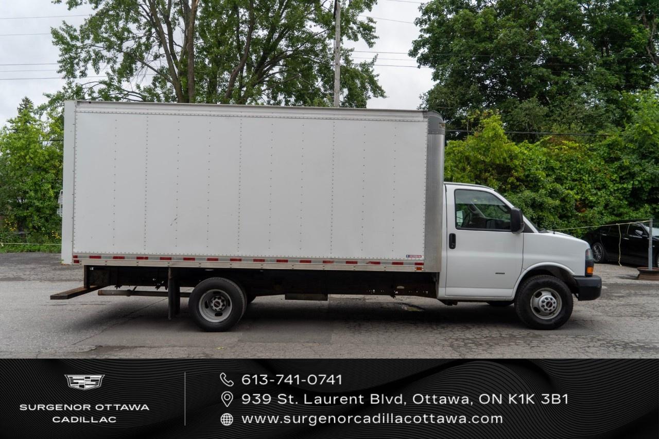 2020 GMC Savana Commercial Cutaway 3500 VAN 177" Photo