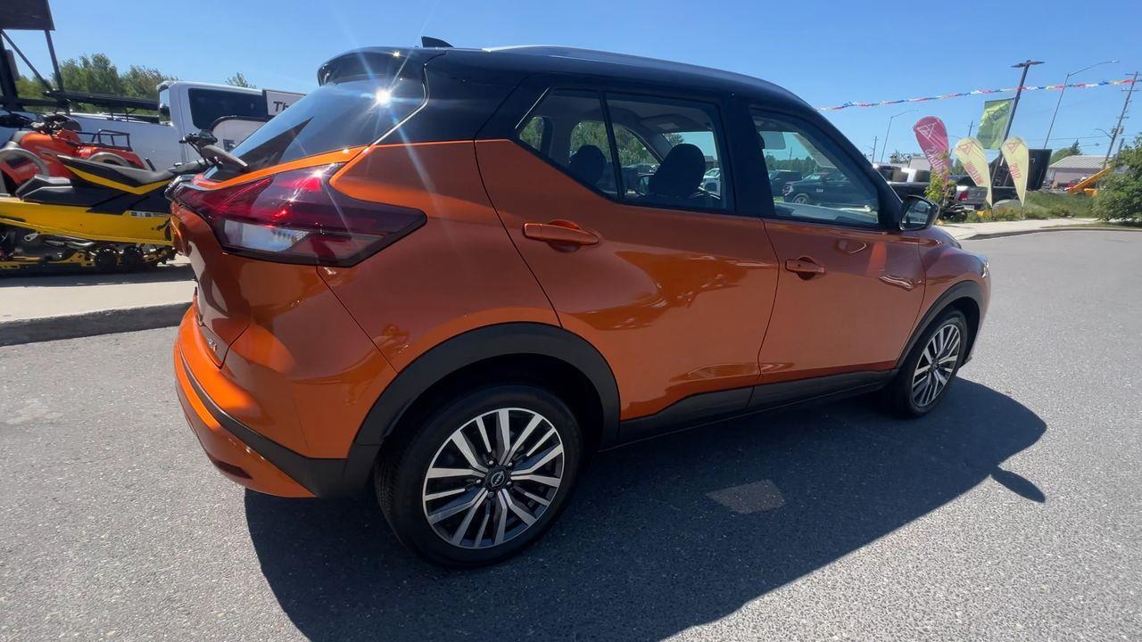 2024 Nissan Kicks SV HEATED SEATS, BLUETOOTH, REMOTE START, BACK UP CAM, CRUISE CONTROL!! Photo3