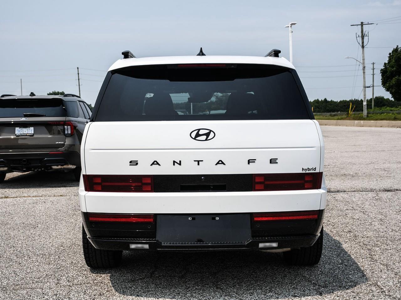2024 Hyundai Santa Fe HEV Ultimate Calligraphy NHL Special Edition NAV | SUNROOF | HTD SEATS | HTD REAR SEATS Photo