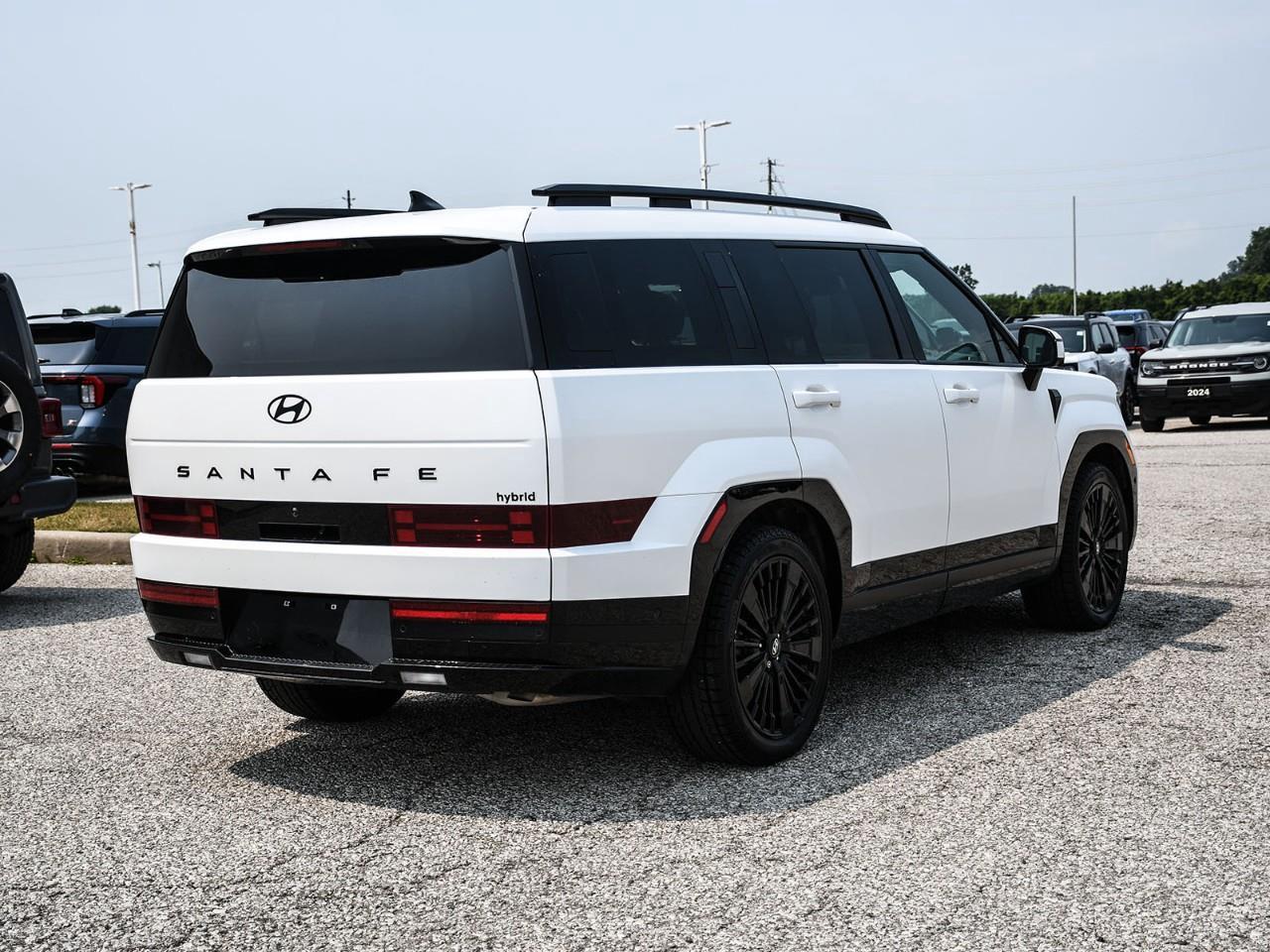 2024 Hyundai Santa Fe HEV Ultimate Calligraphy NHL Special Edition NAV | SUNROOF | HTD SEATS | HTD REAR SEATS Photo