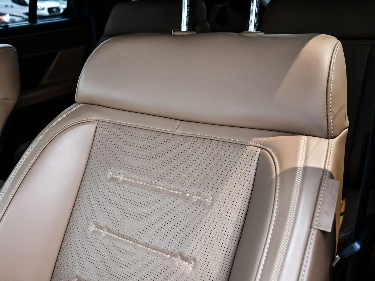 2024 Hyundai Santa Fe HEV Ultimate Calligraphy NHL Special Edition NAV | SUNROOF | HTD SEATS | HTD REAR SEATS Photo