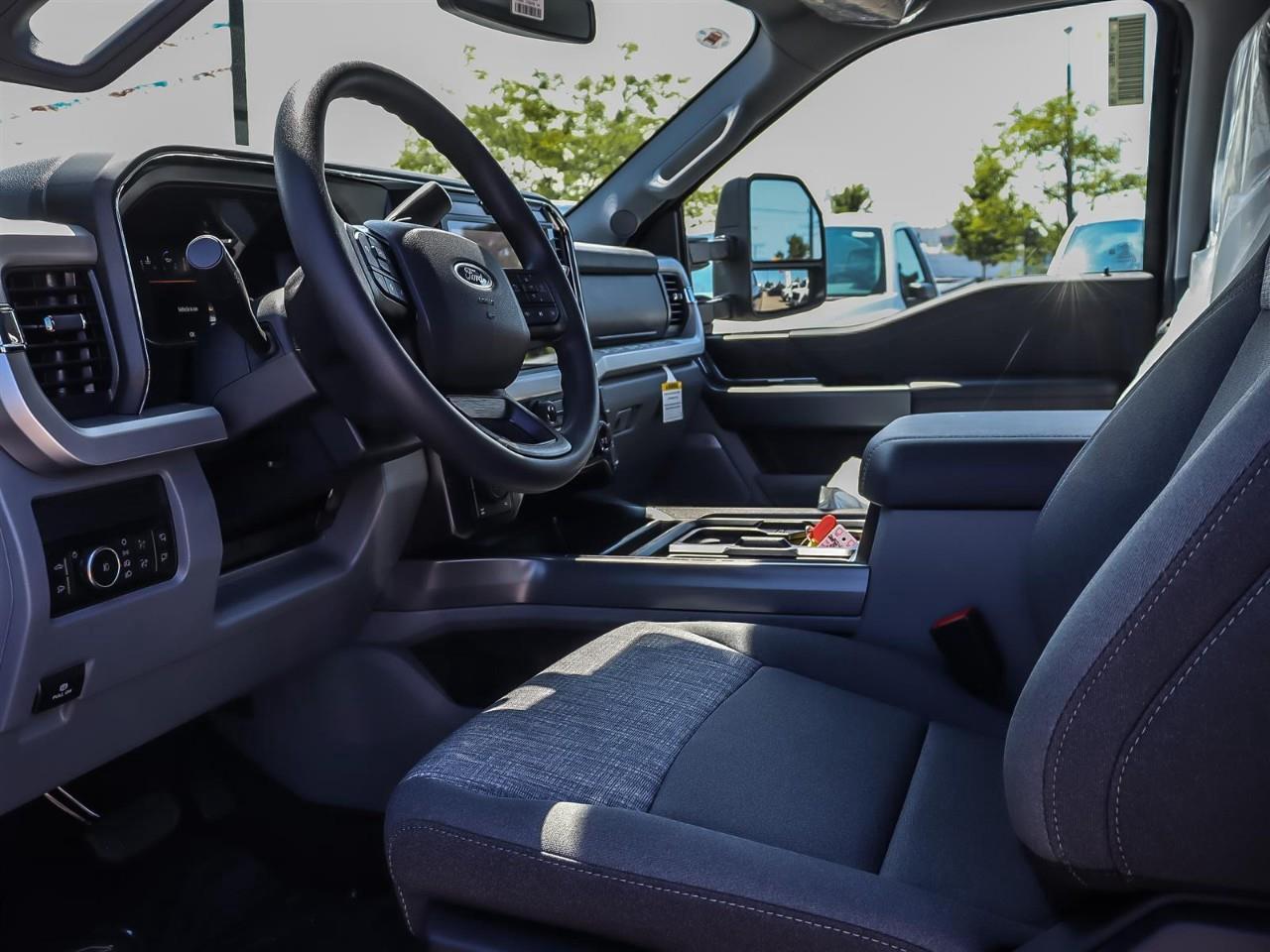 2026 Ford F-250 XLT Photo