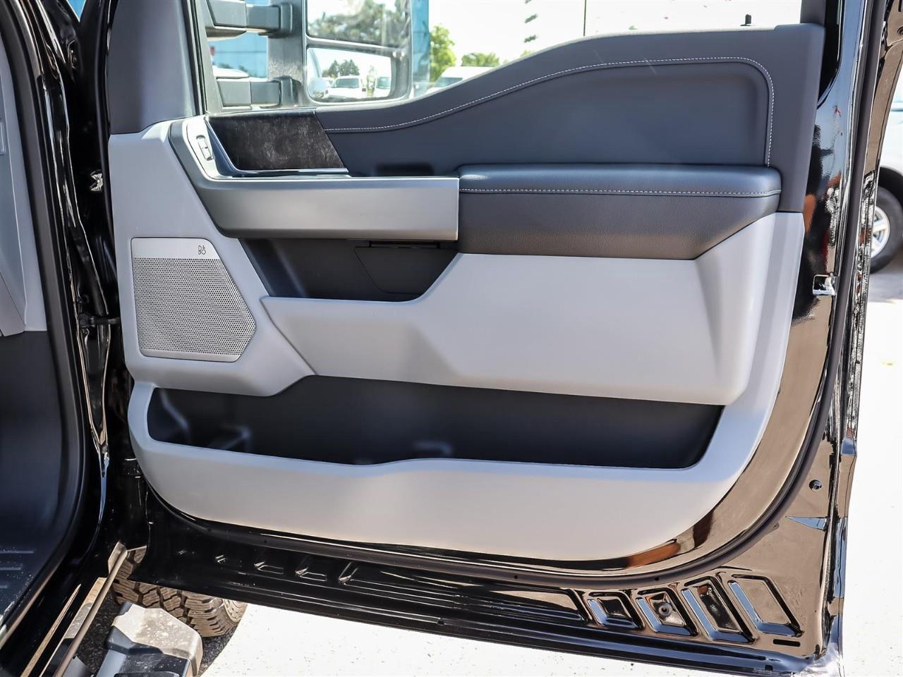 2026 Ford F-250 XLT Photo
