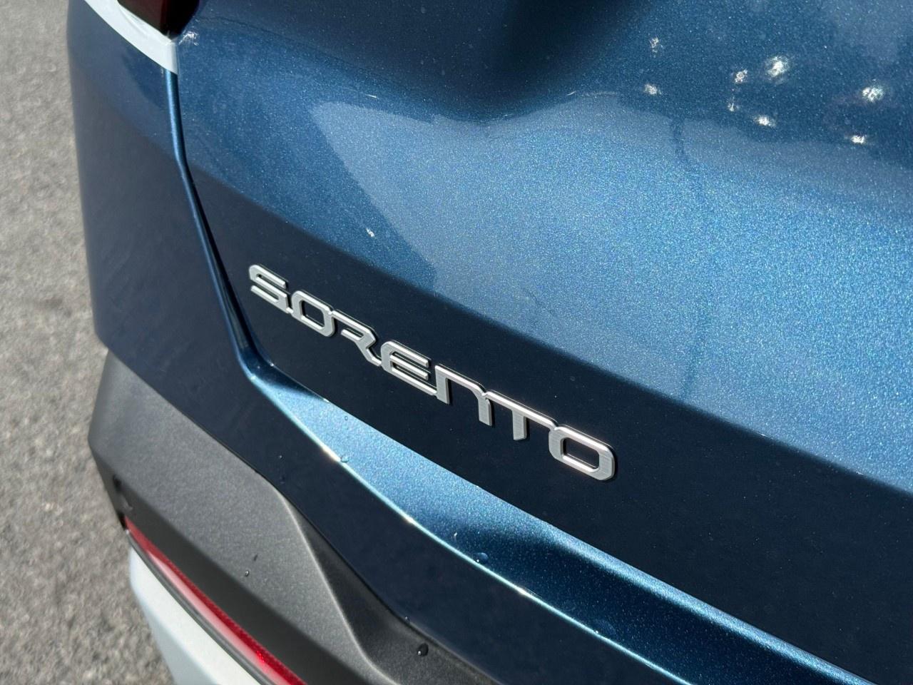 2026 Kia Sorento Hybrid EX AWD Photo