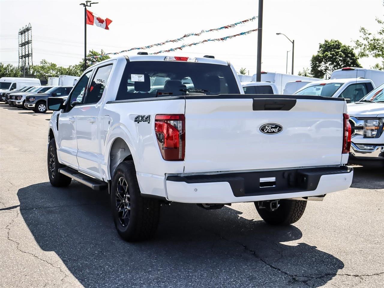 2026 Ford F-150 XLT Photo4