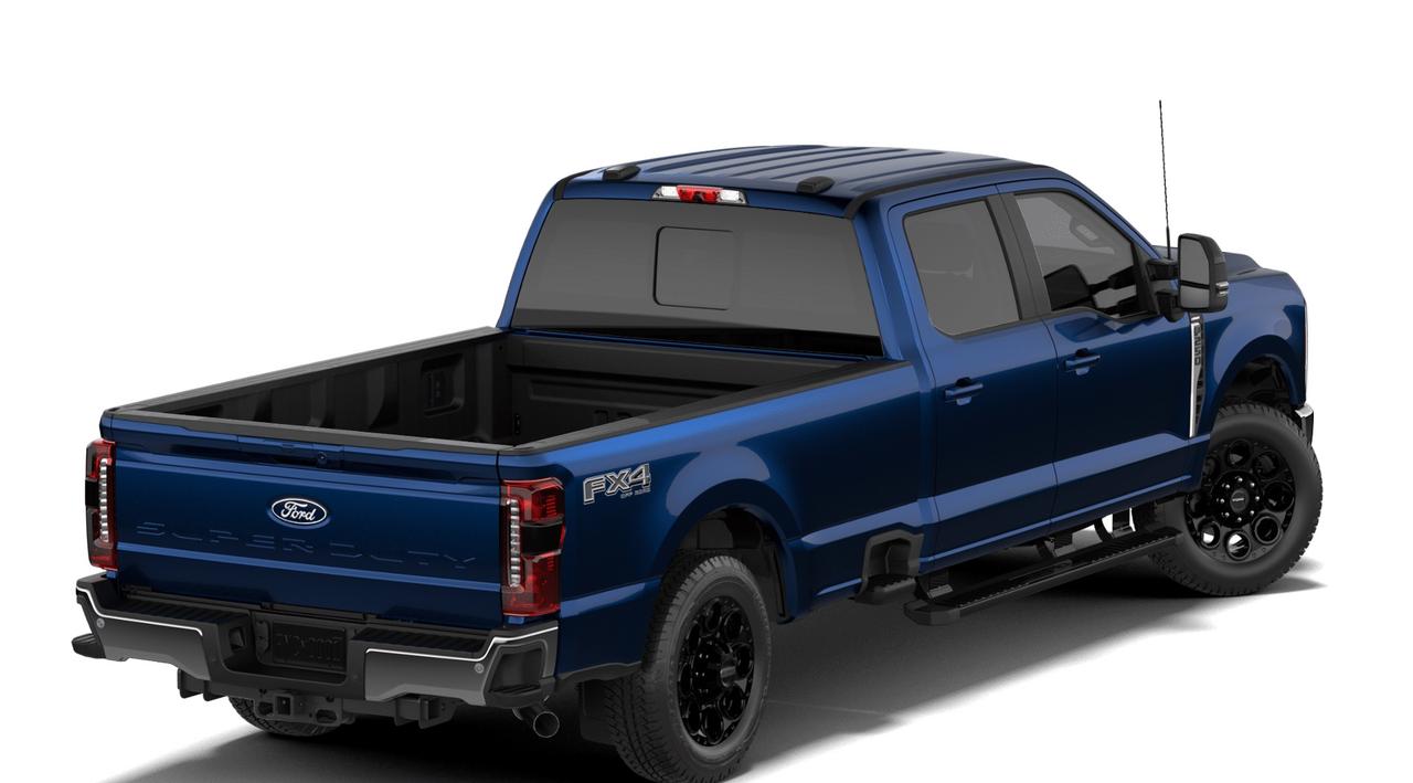 2027 Ford F-250 4X4 Crew Cab Pickup/ Photo2