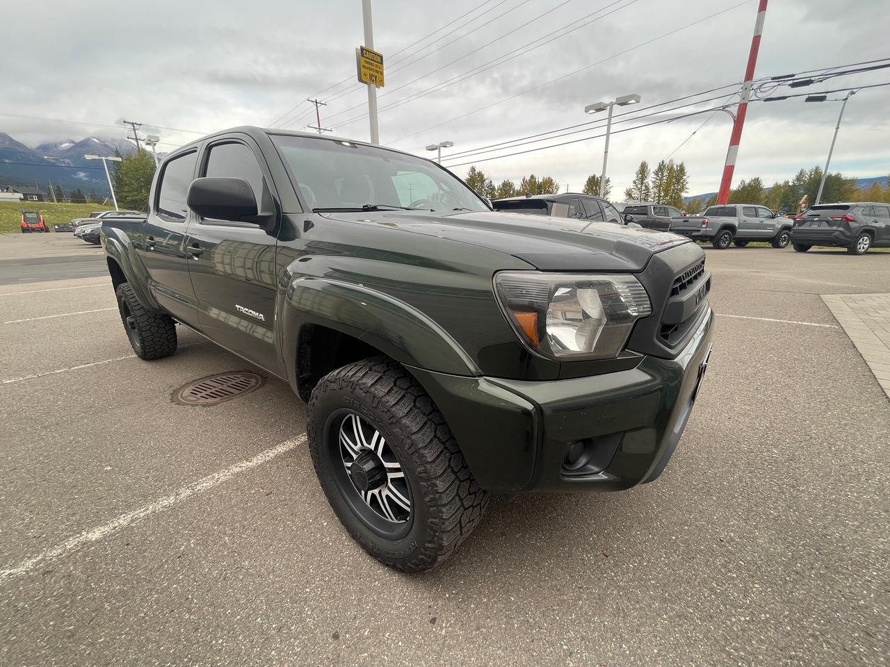 2013 Toyota Tacoma  Photo1