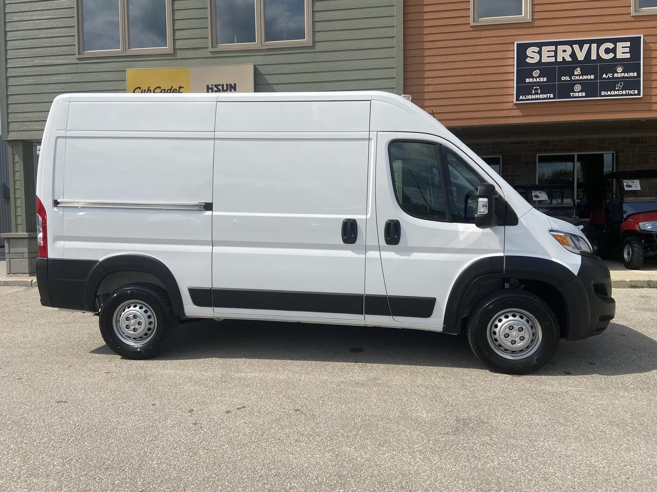 2025 RAM Cargo Van Tradesman Photo1